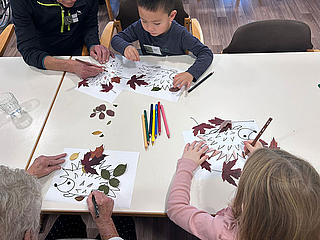 Kinder der Kita Wildburg besuchen das Generationenzentrum St. Josef Vallendar